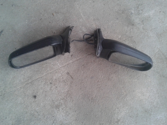 ขายอะไหล่บอดี้และอะไหล่ภายในเซฟิโร่ A31 หลายรายการ