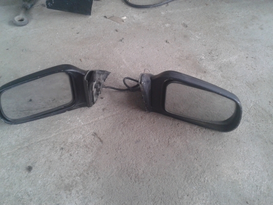 ขายอะไหล่บอดี้และอะไหล่ภายในเซฟิโร่ A31 หลายรายการ