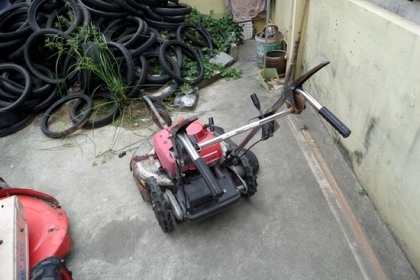 เครื่องตัดหญ้า HONDA UM 2460 แบบเดินตามพร้อมใช้งาน นำเข้าญี่ปุ่น ราคา 9,800 เครื่องตัดหญ้า HONDA UM 2460 แบบเดินตามพร้อมใช้งาน นำเข้าญี่ปุ่น ราคา 9,800