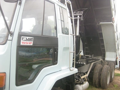 ขาย Roc 210 turbo สองเพลาดั้มพ์ สวยมาก สภาพใหม่หมด โทร 0884501277