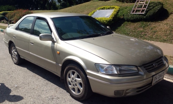 ***ขายแล้วครับขอบคุณ Truck2hand ขาย เก๋งสวยๆเดิมบางทั้งคัน ไม่เคยติดแก๊ส TOYOTA CAMRY 2.2 SE.G AUTO ตัวท็อป ปี43/00 เครื่องเดิมเกียร์เดิม ภายในสวย อ็อปชั่นครบ แอร์เย็น สีสันสวยบางทั้งคัน หน้า-หลังเดิมๆไม่เคยชน ไม่จมน้ำ ภายในสวยครบ ยางดี ล้อ