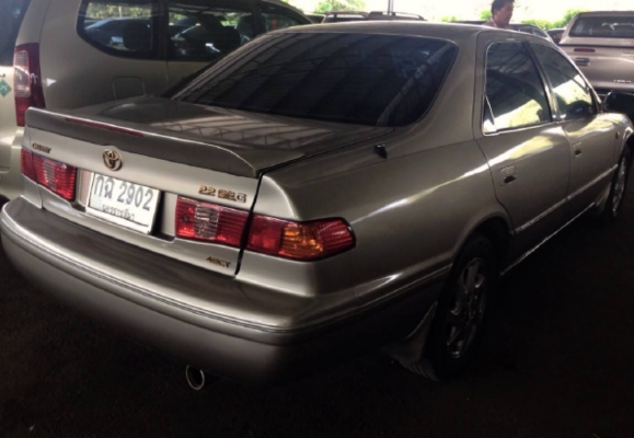 ***ขายแล้วครับขอบคุณ Truck2hand ขาย เก๋งสวยๆเดิมบางทั้งคัน ไม่เคยติดแก๊ส TOYOTA CAMRY 2.2 SE.G AUTO ตัวท็อป ปี43/00 เครื่องเดิมเกียร์เดิม ภายในสวย อ็อปชั่นครบ แอร์เย็น สีสันสวยบางทั้งคัน หน้า-หลังเดิมๆไม่เคยชน ไม่จมน้ำ ภายในสวยครบ ยางดี ล้อ