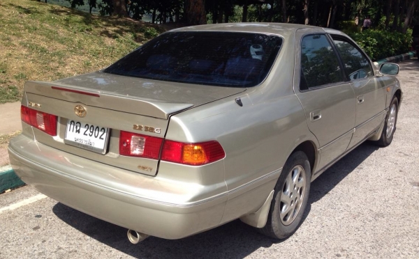 ***ขายแล้วครับขอบคุณ Truck2hand ขาย เก๋งสวยๆเดิมบางทั้งคัน ไม่เคยติดแก๊ส TOYOTA CAMRY 2.2 SE.G AUTO ตัวท็อป ปี43/00 เครื่องเดิมเกียร์เดิม ภายในสวย อ็อปชั่นครบ แอร์เย็น สีสันสวยบางทั้งคัน หน้า-หลังเดิมๆไม่เคยชน ไม่จมน้ำ ภายในสวยครบ ยางดี ล้อ
