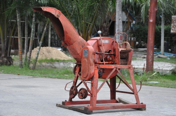 ขายเครื่อง สับ ย่อย กิ่งไม้ อนคประสงค์ นำเข้าญี่ปุ่นยังไม่เคยใช้งานในไทย 9,500เท่านั้น!!