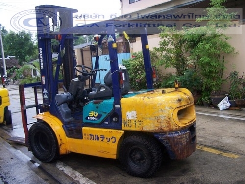 ขาย รถโฟล์คลิฟท์ KOMATSU รุ่น FD30H-12