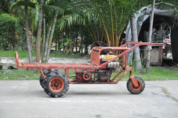 ขายรถ3ล้อKUBOTA บรรทุกสินค้าอเนคประสงค์ มีเกียร์ สภาพเดิมๆจากญี่ปุ่นยังไม่เคยใช้ในไทย 12,500เท่านั้น!!