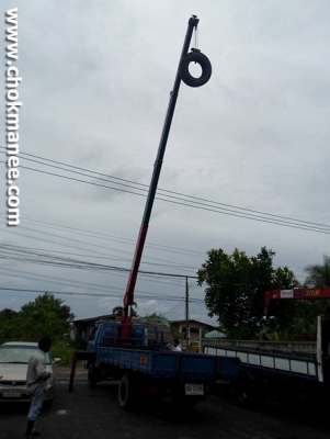 ซื้อขายแล้วครับ รถบรรทุกติดเครน 3.7 ตัน 4 ท่อน