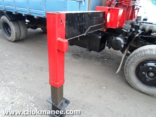 ซื้อขายแล้วครับ รถบรรทุกติดเครน 3.7 ตัน 4 ท่อน