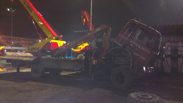 HIno MEGA 320 ปี49