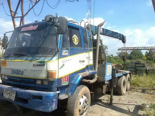 ขาย หัวคัสซี ROCK 210 วางเครื่อง 240 ไม่รวม เครน นะครับ