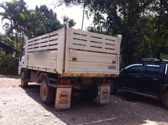 รถอีซูซุ 6 ล้อดั้ม NQR 150 แรงม้า. ปี 49. สนใจติดต่อ 081 - 6079515 รถอีซูซุ 6 ล้อดั้ม NQR 150 แรงม้า. ปี 49. สนใจติดต่อ 081 - 6079515