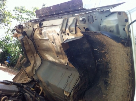 รถอีซูซุ 6 ล้อดั้ม NQR 150 แรงม้า. ปี 49. สนใจติดต่อ 081 - 6079515 รถอีซูซุ 6 ล้อดั้ม NQR 150 แรงม้า. ปี 49. สนใจติดต่อ 081 - 6079515