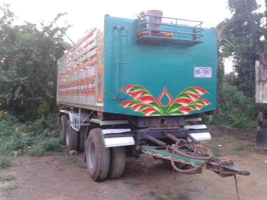 ขายเดก้า 270 ยูโร 2 แม่ ลูกราคา 2,200,000 บาท