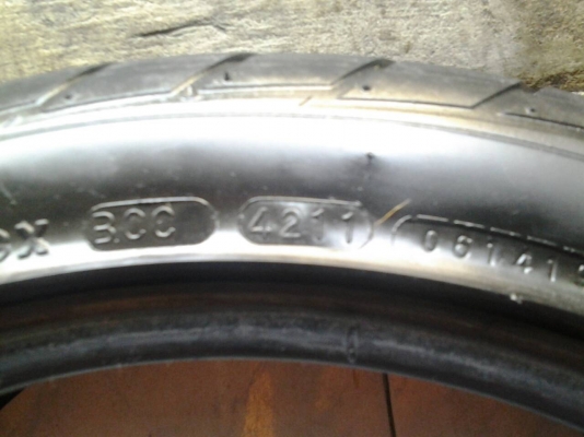 ขายยาง MAXXIS I-PRO 205/45/17 ปี11 คู่ละ 2,400 บาท ขายยาง MAXXIS I-PRO 205/45/17 ปี11 คู่ละ 2,400 บาท