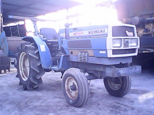 ต้องการขายรถไถนานั่งขับ KUMIAI 16 แรง พร้อมโรตารี่ ต้องการขายรถไถนานั่งขับ KUMIAI 16 แรง พร้อมโรตารี่