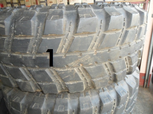 ขาย ยางซิลเวอร์สโตนร์MT-117 285/75R16 พร้อมกะทะล้อขอบ16" ทำไว้ใส่รถเกษตร  ยกชุด12,000บาท.
