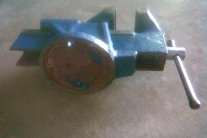 ปากกา 4 นิ้ว งานเก่าของเก่าเก็บครับยังไม่ผ่านการใช้งานครับ ขนาด 4 นิ้ว 1300 บาทครับ ราคานี้คุ้มครับ