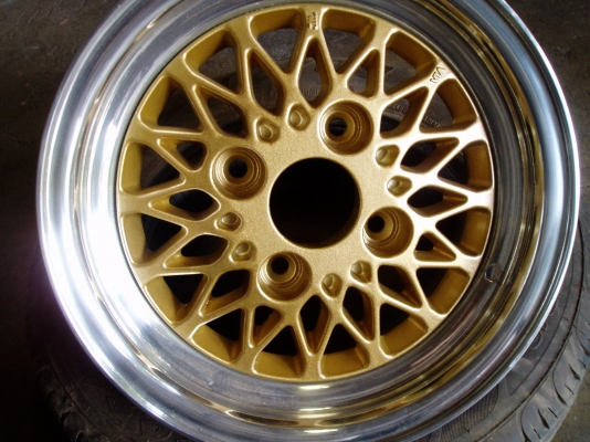 ขายล้อแม็กขอบ13 ขับหลัง4วงแถมยางกว้าง7นิ้ว