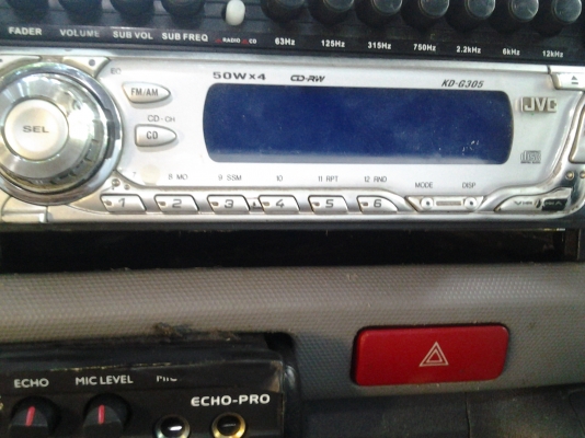 ขายเครื่องเสียงjvcพร้อมกล่องเล่นcd12แผ่น