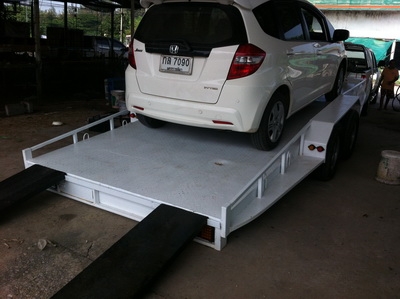 ขายรถพ่วงย้ายรถ 2 เพลา มีไฟ มีทะเบียน