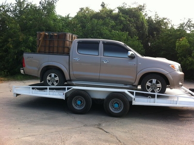 ขายรถพ่วงย้ายรถ 2 เพลา มีไฟ มีทะเบียน