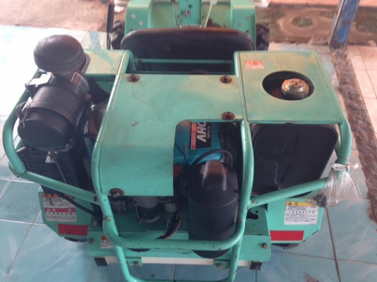 ขายรถตัดหญ้า kubota GH400V-GML 75,000บาท ขายรถตัดหญ้า kubota GH400V-GML 75,000บาท