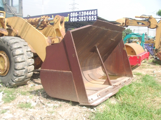 ขายรถตักล้อยาง Komatsu WA500-1 สภาพดี พร้อมใช้งาน