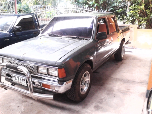 ขาย นิสสันโปรแฟชชั่นแนล 4 ประตู ต่อรองได้ครับ