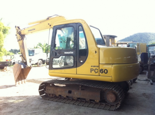 ขายรถขุด  KOMATSU PC60-7