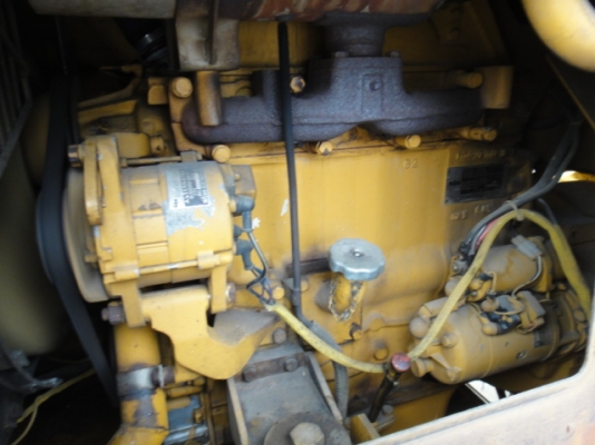 รถตักล้อยาง  510-16247  สภาพสวย  นำเข้าจากญี่ปุ่น  ถึงไทยเรียบร้อยแล้ว  รถจอดอยู่ที่ C.S. Motor หลักสี่ โทร.081-373-0559