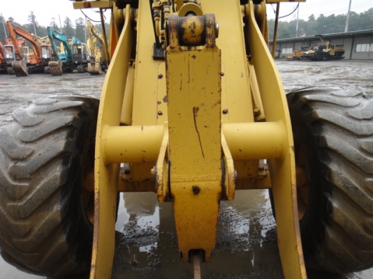 รถตักล้อยาง  510-16247  สภาพสวย  นำเข้าจากญี่ปุ่น  ถึงไทยเรียบร้อยแล้ว  รถจอดอยู่ที่ C.S. Motor หลักสี่ โทร.081-373-0559