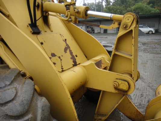 รถตักล้อยาง  510-16247  สภาพสวย  นำเข้าจากญี่ปุ่น  ถึงไทยเรียบร้อยแล้ว  รถจอดอยู่ที่ C.S. Motor หลักสี่ โทร.081-373-0559