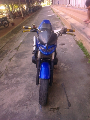 ขออนุญาตขาย kawasaki zephyr 400 (inv.)