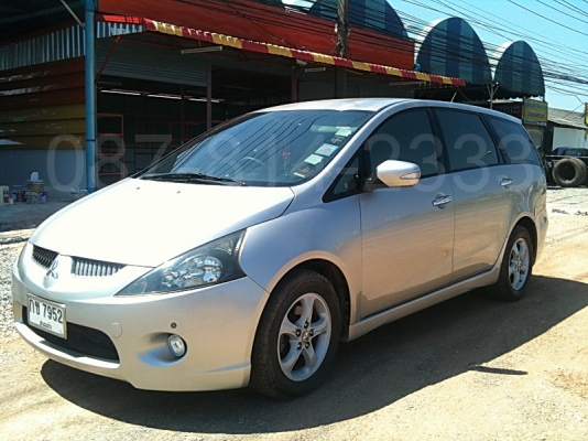 Mitsubishi Space Wagon 2.4