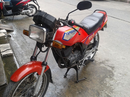 ขายด่วน YAMAHA RXZ ปี34 รถบ้านสวย  เครื่องเดิมๆ ใช้งานได้อีกยาวนาน เอกสารครบ ภาษีไม่หมด รีบๆเลยจ้า