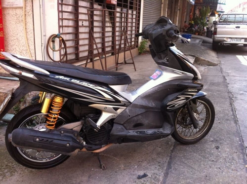 ขายด่วน airblade ปี 50 สีเทา ดำ รถบ้าน เครื่องเดิมๆ แน่นๆ ไม่หลวม ไม่มีควันขาว  เอกสารครบ คุ้มแน่นอน