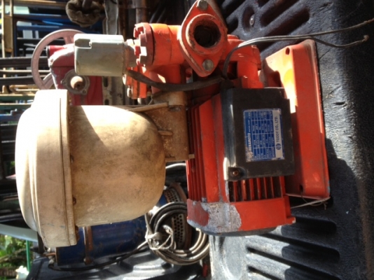 ปั้มน้ำหอยโข่ง