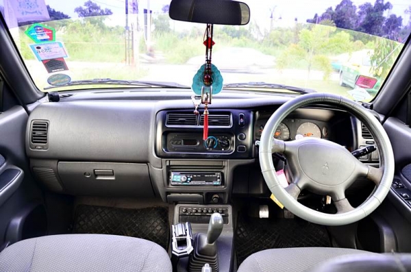 ขาย strada 4 ประตู สภาพดีมาก มือเดียว ขาย strada 4 ประตู สภาพดีมาก มือเดียว