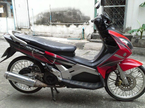 ขายด่วน nouvo mx ปี 50 สีแดง ดำ รถสวย เดิมมากๆ ชุดสีสด เครื่องแน่น ลองขับได้จ้า เอกสารครบ ภาษี พรบ.ไม่หมด