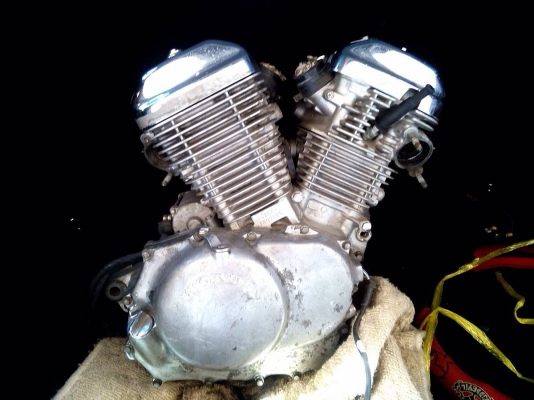 ธารนนทบุรี//ขายเครื่อง honda steed400 แห้งๆ อินวอยท์ ราคา12,000บาท ธารนนทบุรี//ขายเครื่อง honda steed400 แห้งๆ อินวอยท์ ราคา12,000บาท