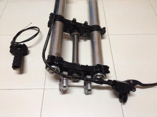 โช๊คหน้า หัวกลับ rm 250 ยกชุดพร้อมใส่ 8500.- ท่อขายแล้ว