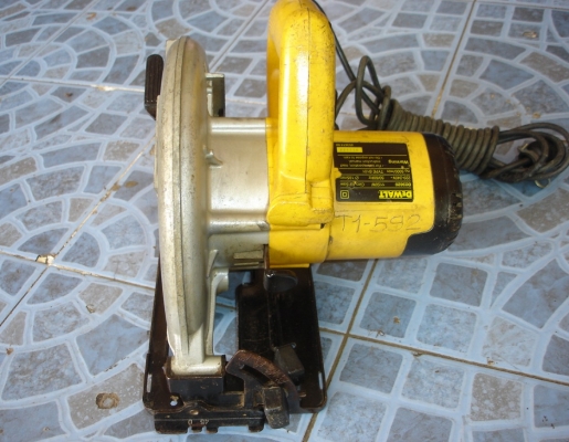 ขายเลื่อยวงเดือน DEWALT 7นิ้วรุ่น D23620