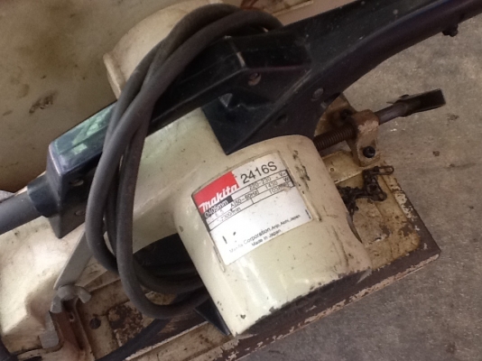 ขายตัดเหล็ก makita รุ่นใหญ่สุด 16" made in japan 5500 บาท