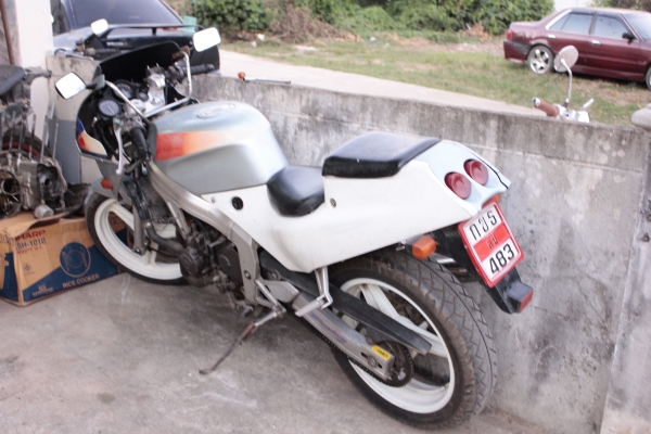 ขาย แลก CBR250 เครื่องดี ขายถูก มีทะเบียนเล่มเขียว 30000 ขาย แลก CBR250 เครื่องดี ขายถูก มีทะเบียนเล่มเขียว 30000