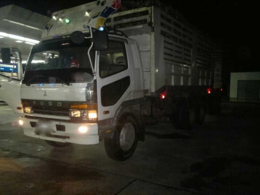 รถมิตซู 10 ล้อดั๊ม FM527  TD  260 แรงม้า ( ขายเฉพาะ แม่ )   สนใจติดต่อ 081 - 6079515