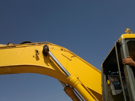 ขายรถแบคโฮ KOMATSU PC-200-6 รถพร้อมใช้ ตามสภาพราคาย้อมๆ สนใจโทรจองได้เลย