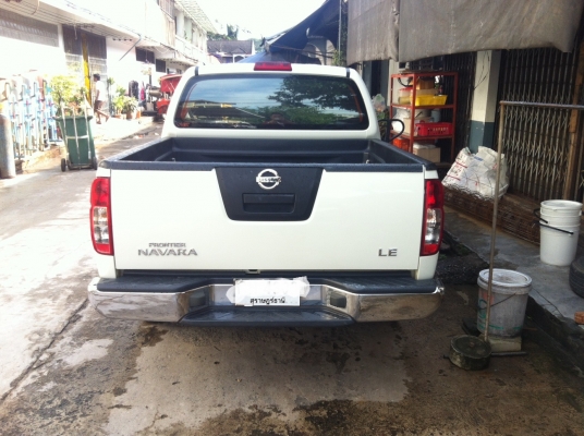 ขาย กะบะ นิสสัน นาวาร่า 4 ประตู สีขาว เกียร์ออโต้ 4WD ตัวท็อป ปี 2010