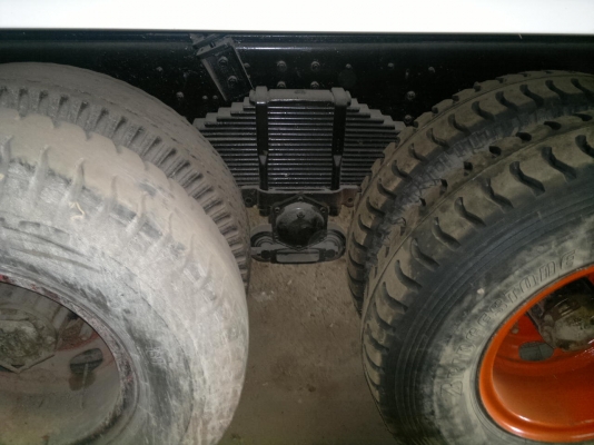 ขายรถ 10 ล้อ 2 เพลา กระบะเหล้กดั้ม HINO FM227 วางเครื่อง.EP100 ( 285 แรง เทอร์โบ ) กระบะสวย คัสทรีสวย