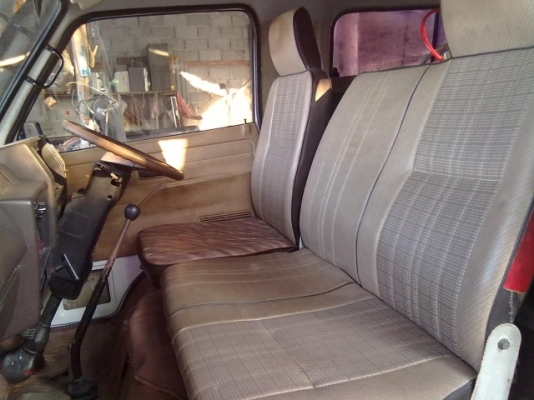 ขาย ISUZU BUDDY เครื่อง 90 แรงม้า มีแอร์ ภายในสวย ราคา 140000 สนใจติดต่อ คุณชลอ 081-2568658