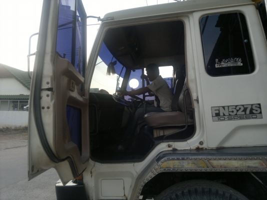 ขายด่วน หัวเก๋งMITSUBISHI FUSO FM527S สภาพสวยพร้อมใช้